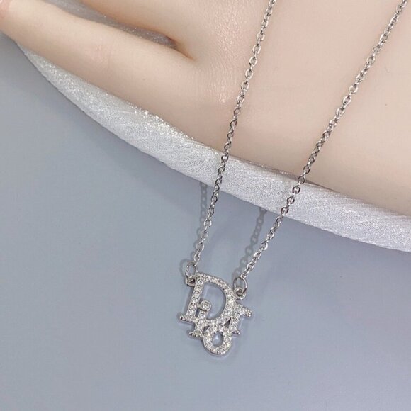 Silver Tone Titanium Steel Fashion Necklace with Simulated Diamond - Picture 1 of 2